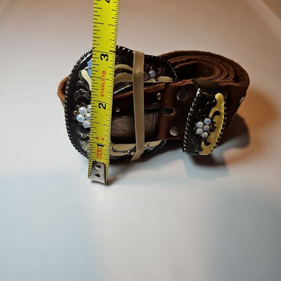 CACH'E Brown and Cream Floral Embellished GENIUE LEATHER Belt 29"-33" - Picture 7 of 8